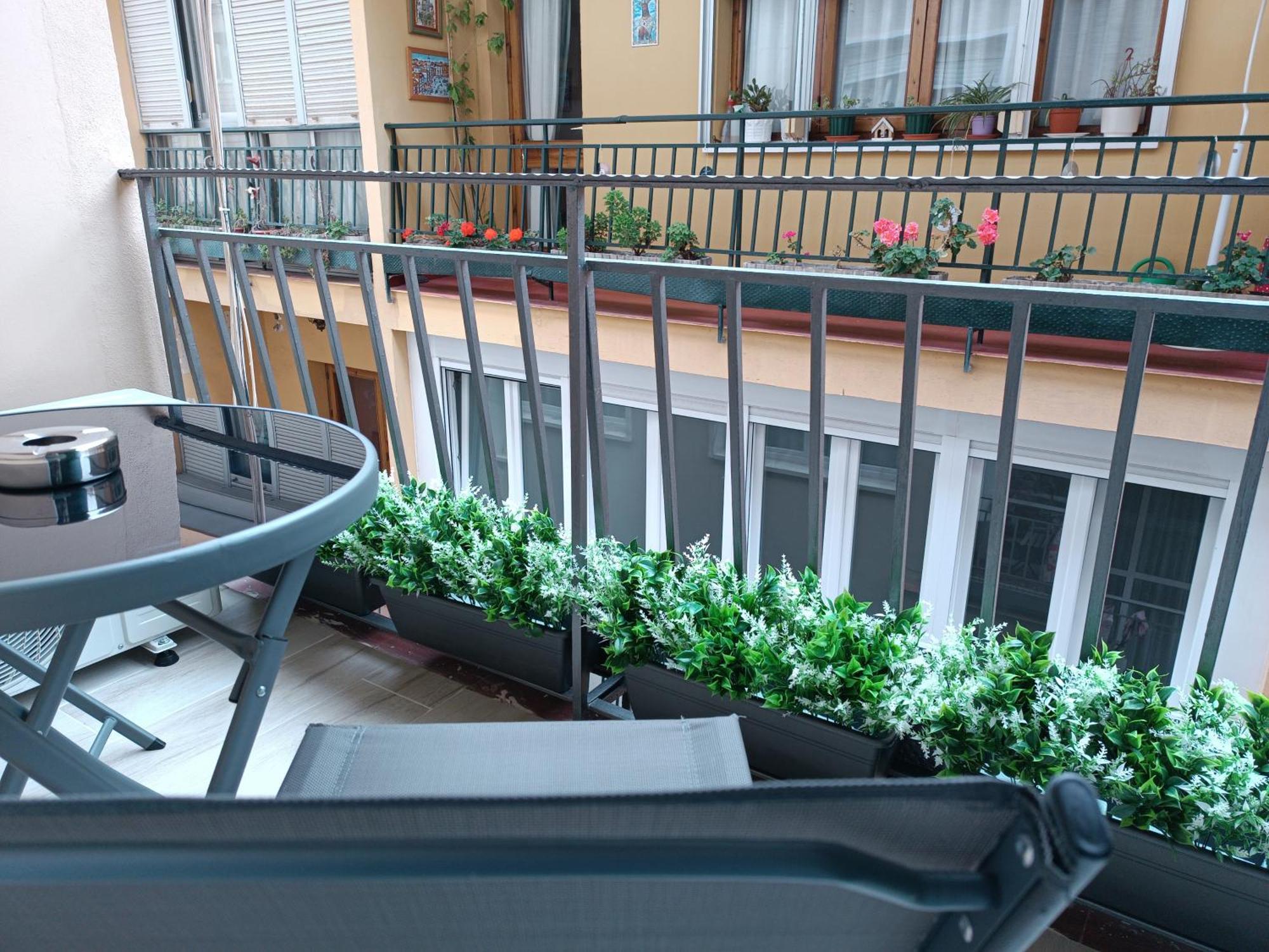 Alojamiento Beethoven Luxury Malaga Ngoại thất bức ảnh