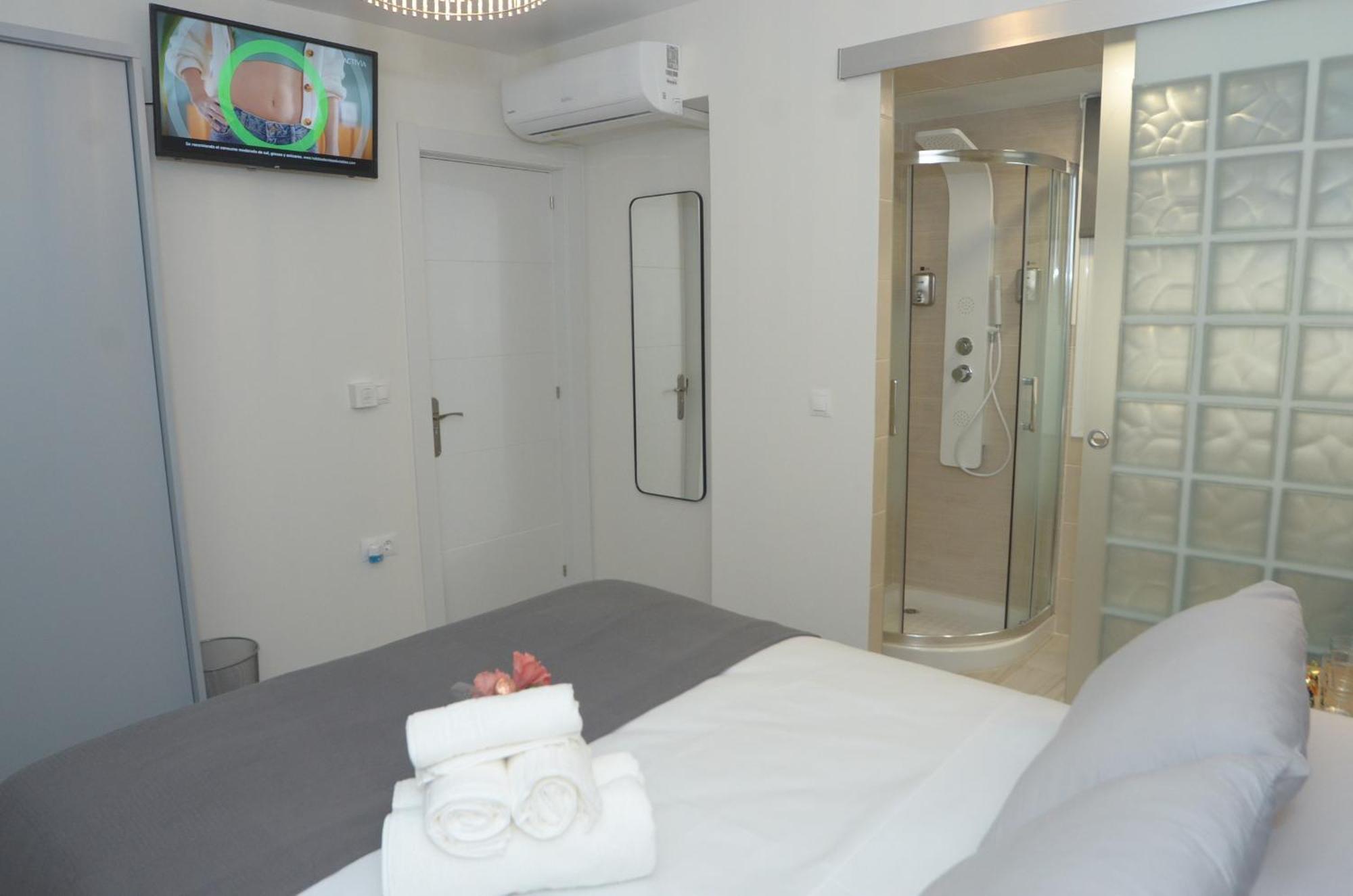 Alojamiento Beethoven Luxury Malaga Ngoại thất bức ảnh