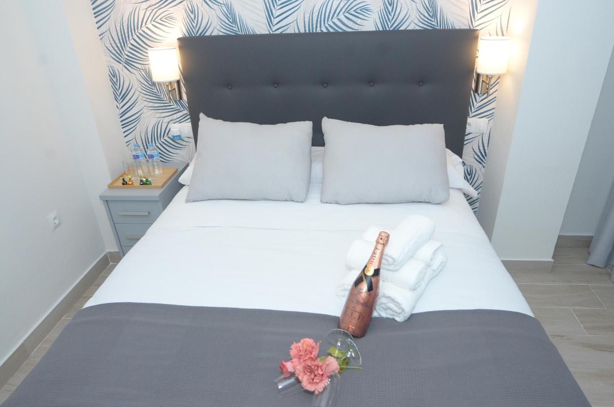 Alojamiento Beethoven Luxury Malaga Ngoại thất bức ảnh