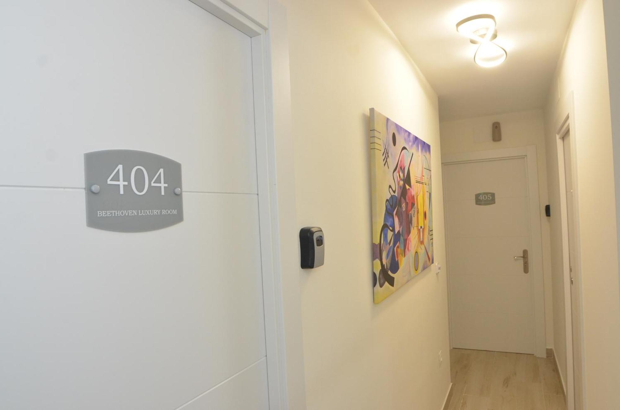 Alojamiento Beethoven Luxury Malaga Ngoại thất bức ảnh