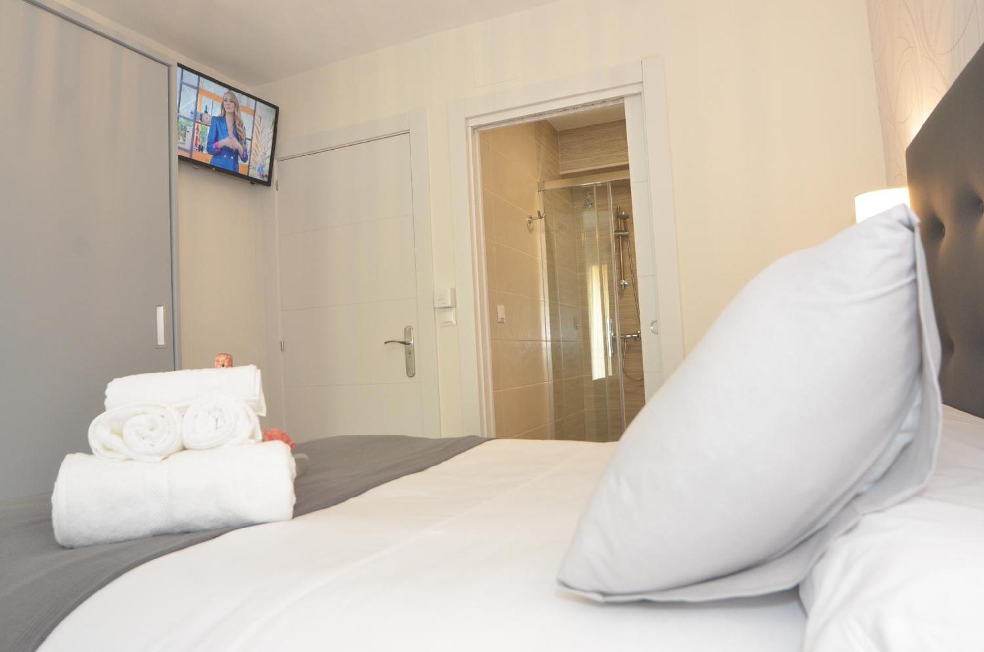 Alojamiento Beethoven Luxury Malaga Ngoại thất bức ảnh
